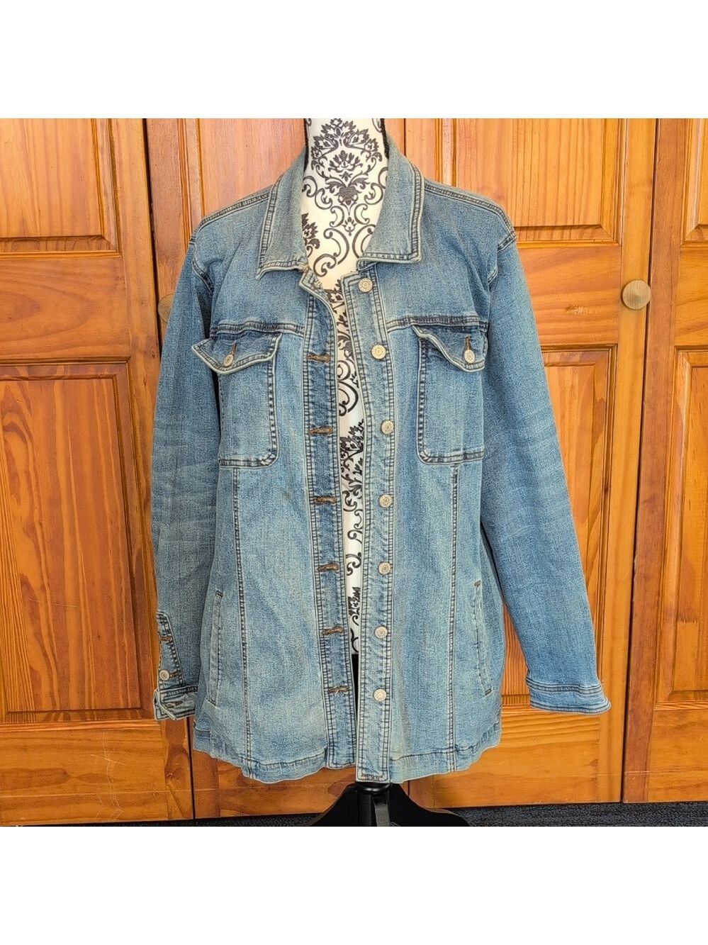 Maurices Light Blue Belted Denim Jacket Size 2 C269